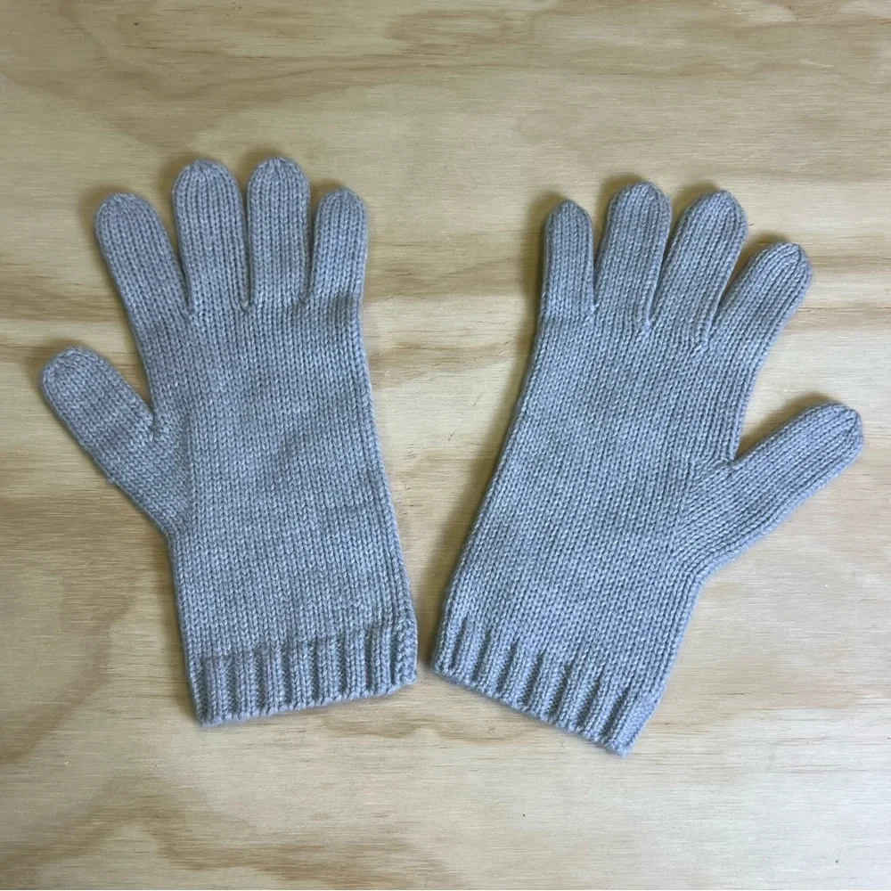 Banana Republic Women’s Gray Embellished Gloves